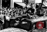 Standbild Schrott Jalopy Parade in Zweiten Weltkrieg Decatur Illinois USA, 1943, aus Sekunde 44 historischem Filmmaterial Videoclip 65675067990