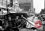 Standbild Schrott Jalopy Parade in Zweiten Weltkrieg Decatur Illinois USA, 1943, aus Sekunde 52 historischem Filmmaterial Videoclip 65675067990