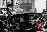 Standbild Schrott Jalopy Parade in Zweiten Weltkrieg Decatur Illinois USA, 1943, aus Sekunde 53 historischem Filmmaterial Videoclip 65675067990