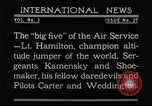 Immagine di Acrobazie di aria Rantoul Illinois USA, 1921, secondo 12 filmato di repertorio 65675068000