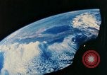 Immagine di Il pianeta terra visto dal Gemini navicella spaziale in orbita United States USA, 1966, secondo 17 filmato di repertorio 65675068013