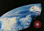 Immagine di Il pianeta terra visto dal Gemini navicella spaziale in orbita United States USA, 1966, secondo 18 filmato di repertorio 65675068013