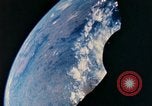 Immagine di Il pianeta terra visto dal Gemini navicella spaziale in orbita United States USA, 1966, secondo 27 filmato di repertorio 65675068013