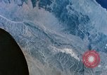 Immagine di Il pianeta terra visto dal Gemini navicella spaziale in orbita United States USA, 1966, secondo 38 filmato di repertorio 65675068013