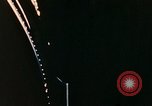 Immagine di Gli astronauti pratica extra vehicular tecniche in NASA Progetto Gemini United States USA, 1966, secondo 24 filmato di repertorio 65675068014