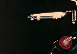 Immagine di Gli astronauti pratica extra vehicular tecniche in NASA Progetto Gemini United States USA, 1966, secondo 37 filmato di repertorio 65675068014