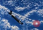 Immagine di Gli astronauti pratica extra vehicular tecniche in NASA Progetto Gemini United States USA, 1966, secondo 41 filmato di repertorio 65675068014
