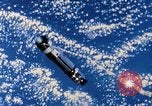 Immagine di Gli astronauti pratica extra vehicular tecniche in NASA Progetto Gemini United States USA, 1966, secondo 43 filmato di repertorio 65675068014