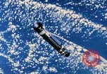 Immagine di Gli astronauti pratica extra vehicular tecniche in NASA Progetto Gemini United States USA, 1966, secondo 48 filmato di repertorio 65675068014