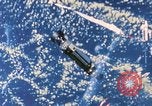 Immagine di Gli astronauti pratica extra vehicular tecniche in NASA Progetto Gemini United States USA, 1966, secondo 50 filmato di repertorio 65675068014