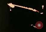 Immagine di Gli astronauti pratica extra vehicular tecniche in NASA Progetto Gemini United States USA, 1966, secondo 59 filmato di repertorio 65675068014