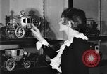 Standbild Replik von Kutschen New York United States USA, 1930, aus Sekunde 56 historischem Filmmaterial Videoclip 65675068043