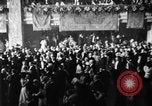 Standbild ball Tanz Berlin Deutschland, 1930, aus Sekunde 25 historischem Filmmaterial Videoclip 65675068044