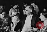 Standbild ball Tanz Berlin Deutschland, 1930, aus Sekunde 62 historischem Filmmaterial Videoclip 65675068044