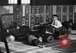 Standbild Verkehrsregeln Cleveland Ohio USA, 1930, aus Sekunde 49 historischem Filmmaterial Videoclip 65675068054