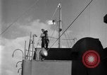 Image convoi de navires nord de l'Océan Atlantique, 1942, de la seconde 16 séquences d'archives historiques vidéo 65675068071