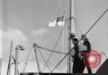 Image convoi de navires nord de l'Océan Atlantique, 1942, de la seconde 32 séquences d'archives historiques vidéo 65675068071