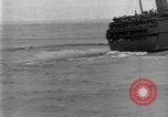 Image convoi de navires nord de l'Océan Atlantique, 1942, de la seconde 54 séquences d'archives historiques vidéo 65675068071