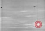 Image convoi de navires nord de l'Océan Atlantique, 1942, de la seconde 56 séquences d'archives historiques vidéo 65675068071