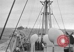 Immagine di Convoglio di navi Oceano atlantico, 1941, secondo 30 filmato di repertorio 65675068072