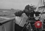 Standbild Konvoi von Schiffen Atlantik, 1941, aus Sekunde 15 historischem Filmmaterial Videoclip 65675068073