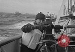 Standbild Konvoi von Schiffen Atlantik, 1941, aus Sekunde 17 historischem Filmmaterial Videoclip 65675068073
