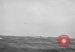 Standbild Konvoi von Schiffen Atlantik, 1941, aus Sekunde 36 historischem Filmmaterial Videoclip 65675068073