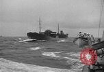 Standbild Konvoi von Schiffen Atlantik, 1941, aus Sekunde 49 historischem Filmmaterial Videoclip 65675068073