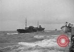 Standbild Konvoi von Schiffen Atlantik, 1941, aus Sekunde 54 historischem Filmmaterial Videoclip 65675068073