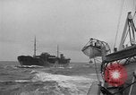 Standbild Konvoi von Schiffen Atlantik, 1941, aus Sekunde 57 historischem Filmmaterial Videoclip 65675068073