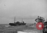 Standbild Konvoi von Schiffen Atlantik, 1941, aus Sekunde 58 historischem Filmmaterial Videoclip 65675068073