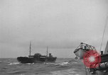 Standbild Konvoi von Schiffen Atlantik, 1941, aus Sekunde 59 historischem Filmmaterial Videoclip 65675068073