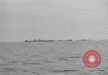 Immagine di Convoglio di navi Oceano atlantico, 1941, secondo 49 filmato di repertorio 65675068074