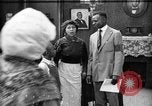 Standbild Afroamerikanische Soldatenfamilie Louisville Kentucky USA, 1917, aus Sekunde 11 historischem Filmmaterial Videoclip 65675068080