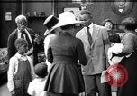 Standbild Afroamerikanische Soldatenfamilie Louisville Kentucky USA, 1917, aus Sekunde 17 historischem Filmmaterial Videoclip 65675068080
