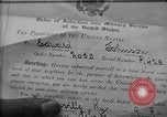 Standbild Afroamerikanische Soldatenfamilie Louisville Kentucky USA, 1917, aus Sekunde 25 historischem Filmmaterial Videoclip 65675068080