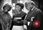 Standbild Negro soldier's Familie Louisville Kentucky USA, 1917, aus Sekunde 36 historischem Filmmaterial Videoclip 65675068087