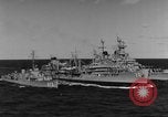 Standbild die Lebensbedingungen an Bord Pazifik, 1953, aus Sekunde 45 historischem Filmmaterial Videoclip 65675068092