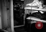 Standbild die Lebensbedingungen an Bord Pazifik, 1953, aus Sekunde 16 historischem Filmmaterial Videoclip 65675068093