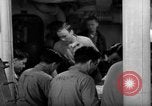 Standbild die Lebensbedingungen an Bord Pazifik, 1953, aus Sekunde 8 historischem Filmmaterial Videoclip 65675068094