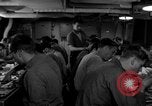 Standbild die Lebensbedingungen an Bord Pazifik, 1953, aus Sekunde 34 historischem Filmmaterial Videoclip 65675068094