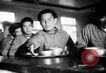 Immagine di Il coreano sailor reclute in aula Jinhae Corea, 1954, secondo 55 filmato di repertorio 65675068098