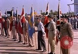 Immagine di Il presidente John F Kennedy esamina razzo Saturn Huntsville Alabama USA, 1963, secondo 16 filmato di repertorio 65675068105