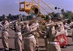 Immagine di Il presidente John F Kennedy esamina razzo Saturn Huntsville Alabama USA, 1963, secondo 52 filmato di repertorio 65675068105