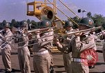 Immagine di Il presidente John F Kennedy esamina razzo Saturn Huntsville Alabama USA, 1963, secondo 55 filmato di repertorio 65675068105