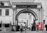 Immagine di Motion Picture studios Hollywood Los Angeles California USA, 1943, secondo 27 filmato di repertorio 65675068107