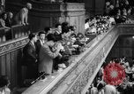Standbild Hayato Ikeda Tokio Japan, 1960, aus Sekunde 15 historischem Filmmaterial Videoclip 65675068121