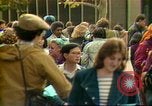 Standbild Studenten an der Universität von Kalifornien Berkeley Berkeley California USA, 1980, aus Sekunde 27 historischem Filmmaterial Videoclip 65675068147