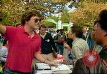Standbild Studenten an der Universität von Kalifornien Berkeley Berkeley California USA, 1980, aus Sekunde 29 historischem Filmmaterial Videoclip 65675068147