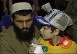 Standbild Menschen in Afghanistan verwundet in der sowjetischen Besetzung Washington DC USA, 1984, aus Sekunde 9 historischem Filmmaterial Videoclip 65675068149